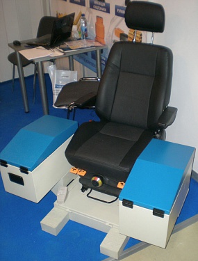 Кресло-пульт крановщика QTC5